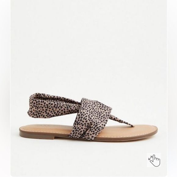 🆕Torrid Cheetah Fabric T-Strap Sandal (WW) - Picture 3 of 7